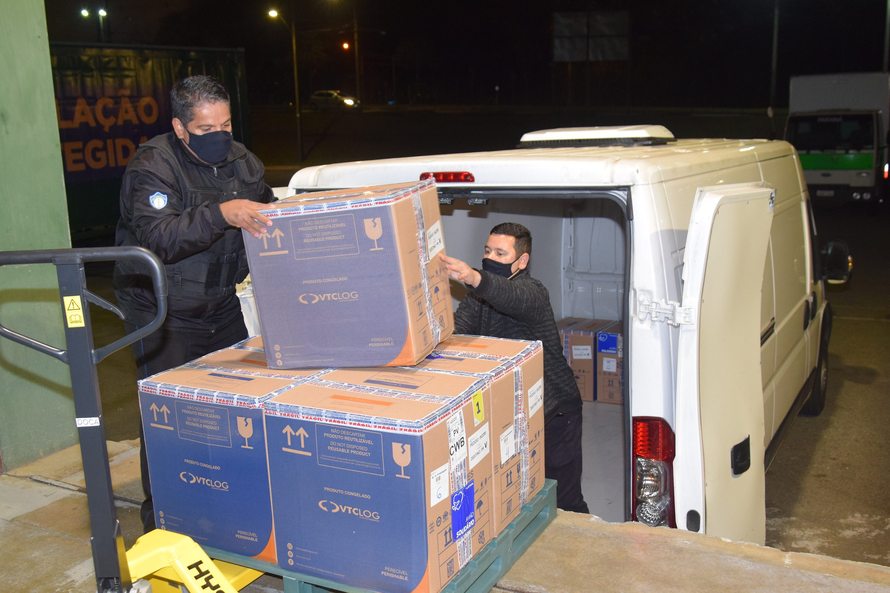 Sudoeste recebe mais 2,8 mil doses de vacina contra a covid-19 nesta&nbsp;quinta