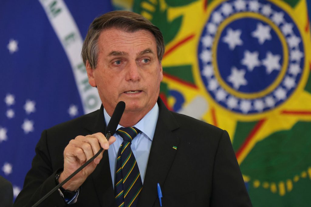 Clã Bolsonaro bate recorde de gastos com cartões&nbsp;corporativos