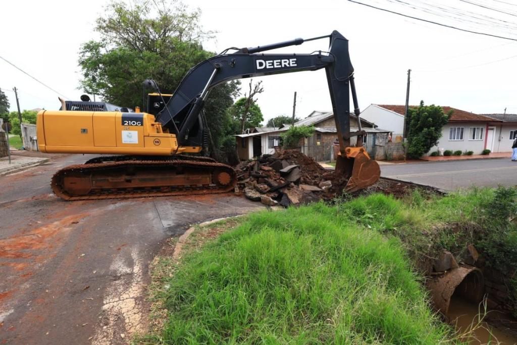 Iniciada a construção de três pontes sobre o córrego Penso, em Pato&nbsp;Branco