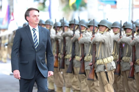 Bolsonaro revoga Lei de Segurança Nacional, mas veta criminalização de fake&nbsp;news