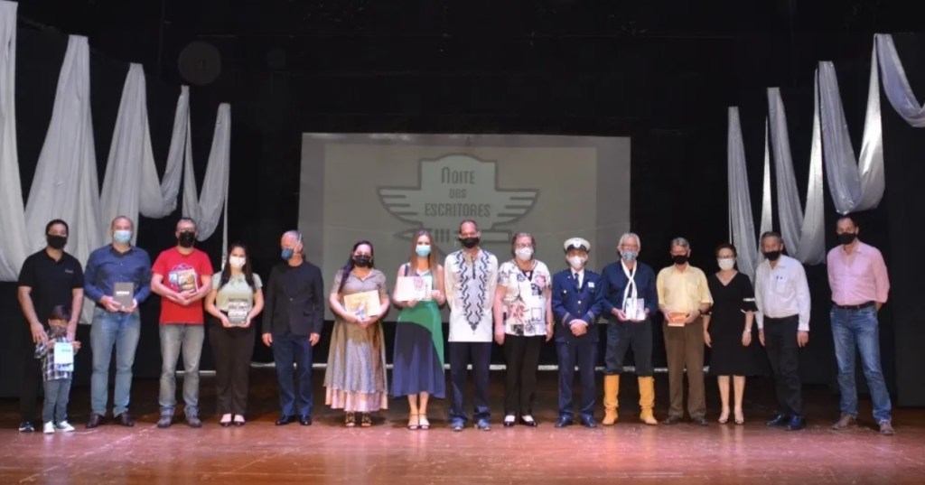 Prefeitura de Francisco Beltrão realiza a 3ª Noite dos&nbsp;Escritores