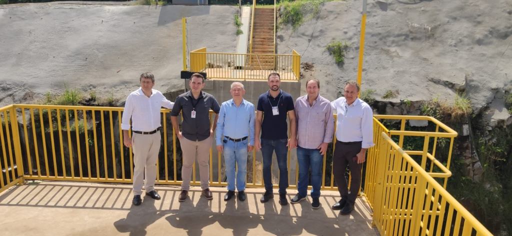 Vereador Rodrigo Inhoatto acompanha diretoria do Crea-PR em visita à obra de contenção de cheias em Francisco&nbsp;Beltrão