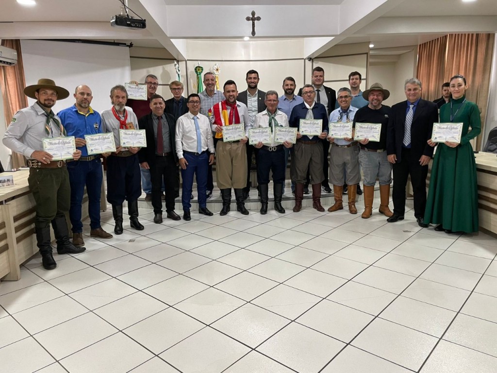 16ª Semana Farroupilha da Integração é homenageada pela Câmara de Vereadores de Francisco&nbsp;Beltrão