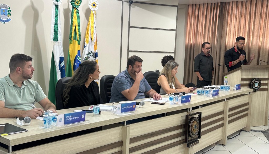 Sindicato pede manutenção de benefícios para terceirizados da prefeitura de Francisco&nbsp;Beltrão