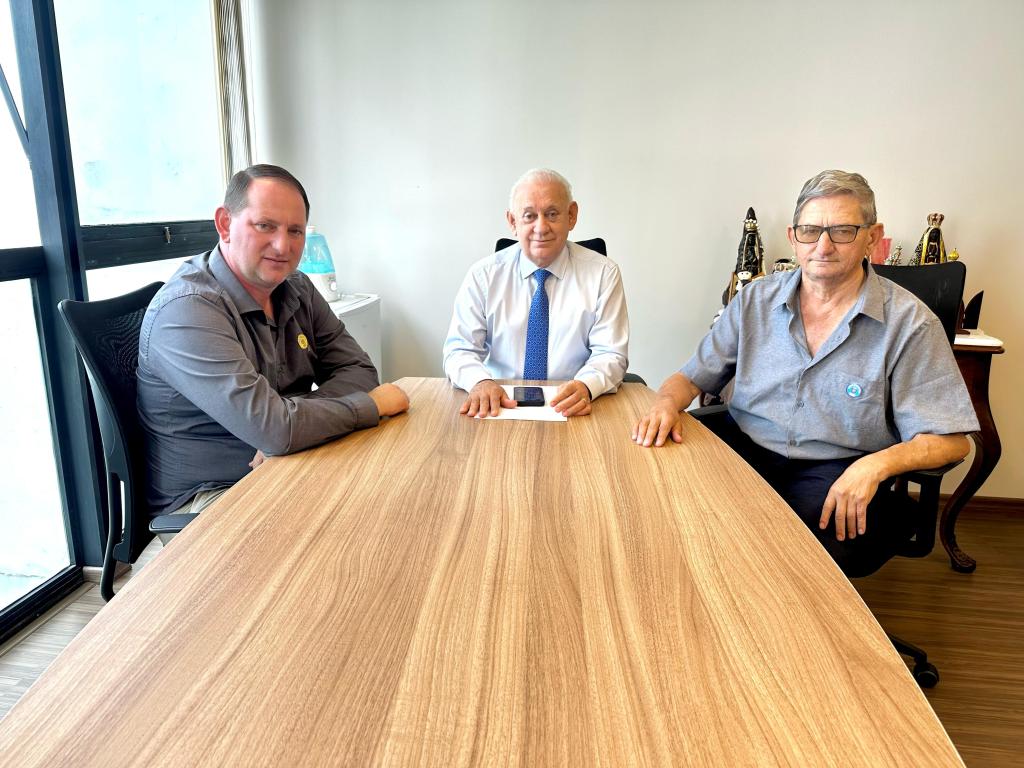 Deputado Traiano trata de melhorias para a população com o prefeito de&nbsp;Sulina