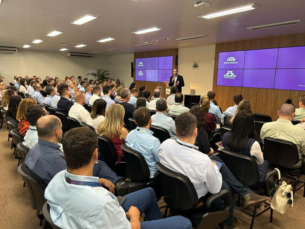 Gestores da Itaipu participam de oficina de liderança&nbsp;inclusiva