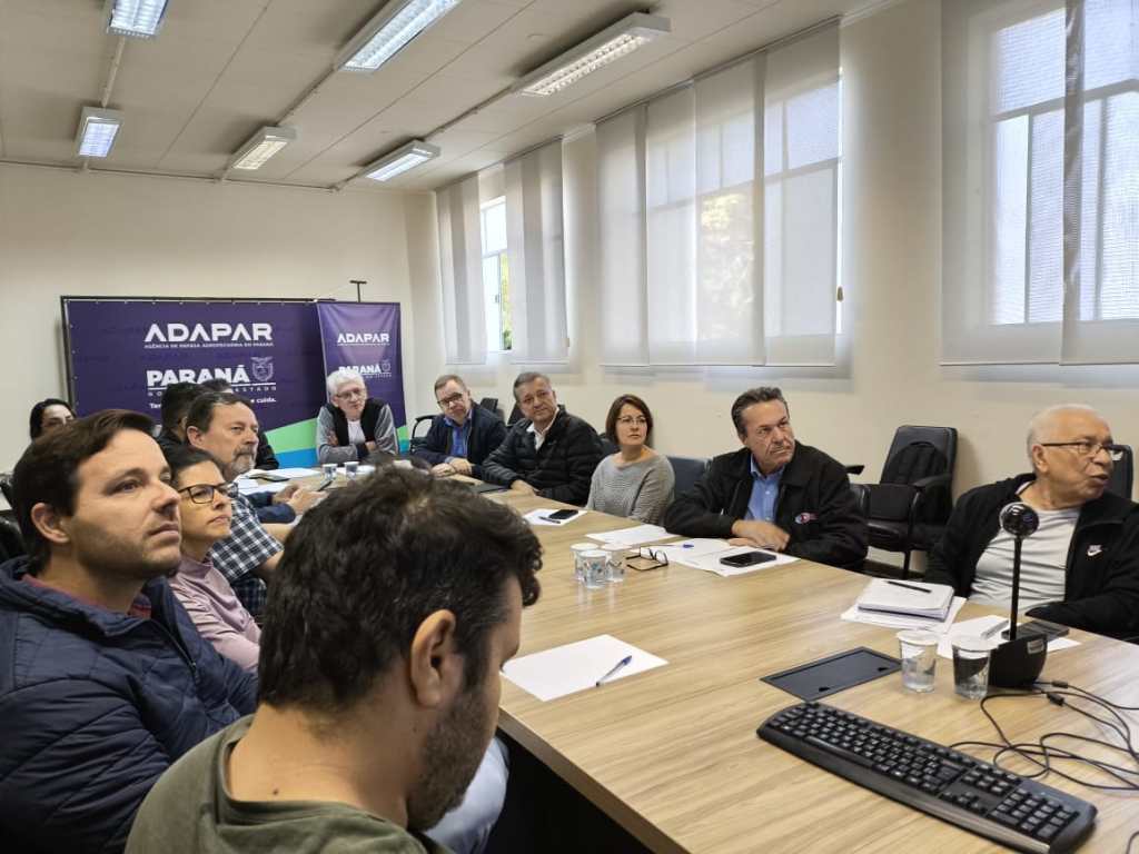 Paraná apresenta a lideranças qualidade sanitária para evitar a chegada da gripe&nbsp;aviária