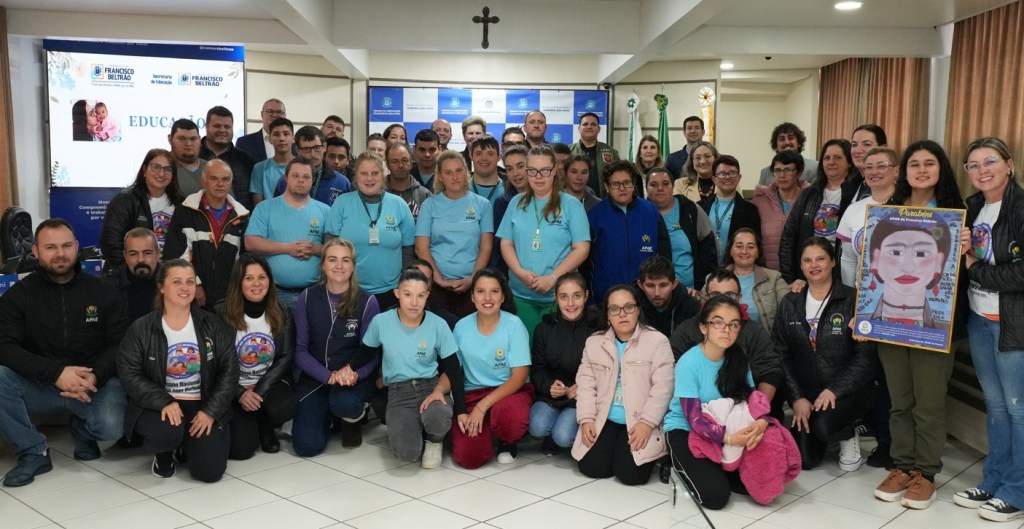 Na Semana Nacional da Pessoa com Deficiência, Apae apresenta atividades na Câmara de Francisco&nbsp;Beltrão