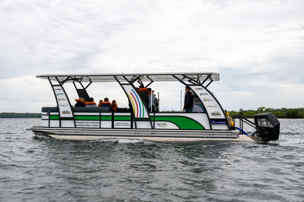 Itaipu e Itaipu Parquetec apresentam primeiro barco 100% movido a hidrogênio verde do&nbsp;Brasil