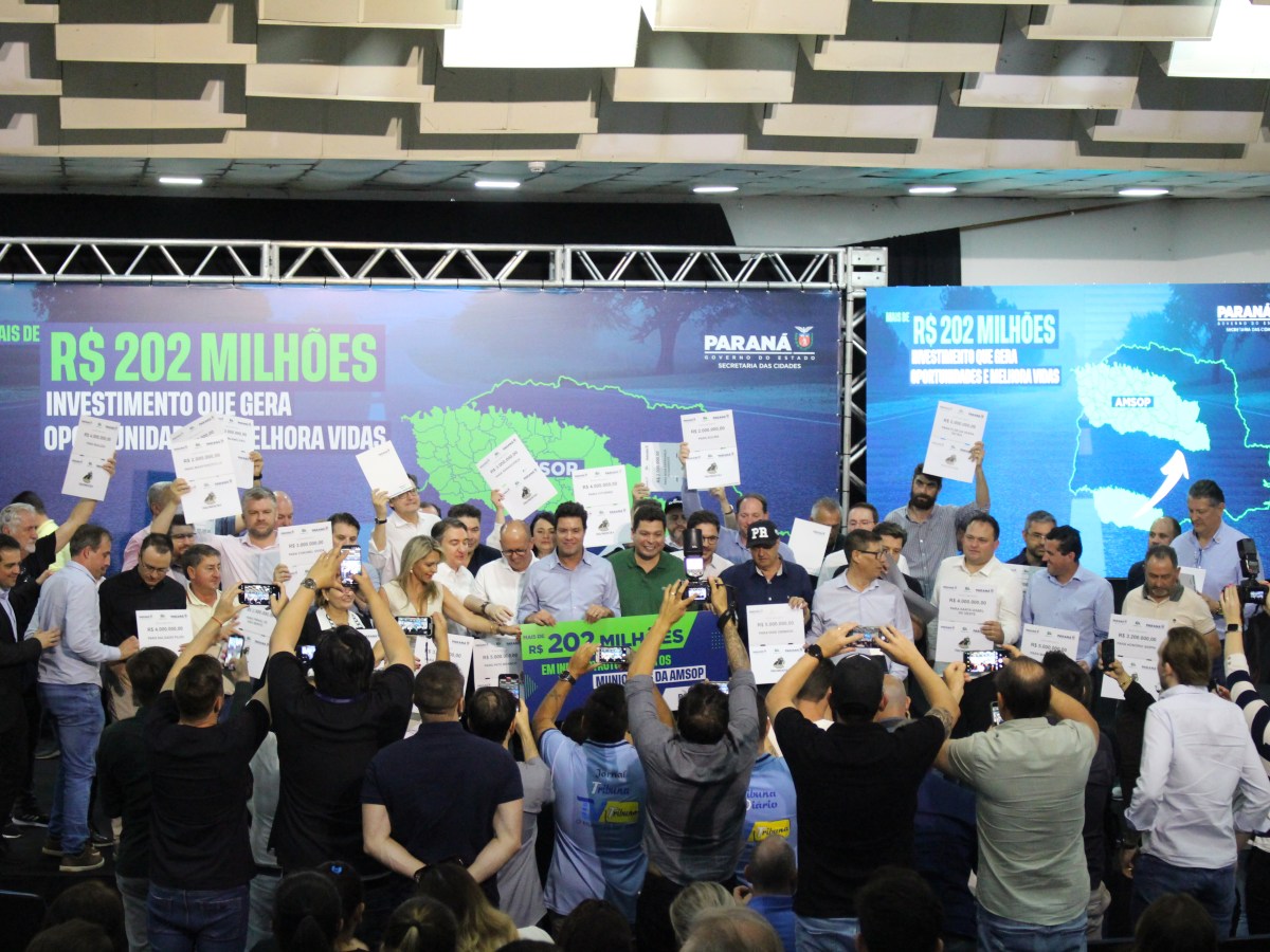 Em 1º Encontro da Amsop e Acamsop, governo do Estado anuncia R$ 202 milhões para recape asfáltico nos 42 municípios do&nbsp;Sudoeste