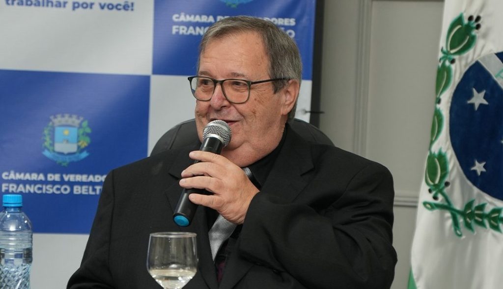 Médico Clair Azzolini recebe título de Cidadão Honorário de Francisco&nbsp;Beltrão