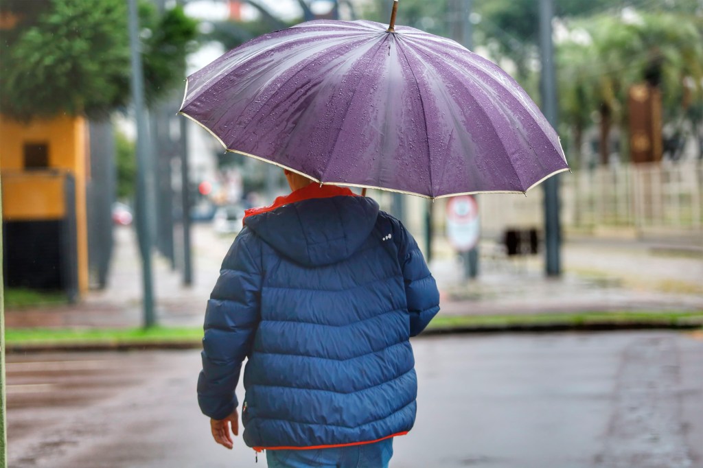 Fim de semana será chuvoso no Paraná e com novo declínio nas temperaturas, prevê&nbsp;Simepar
